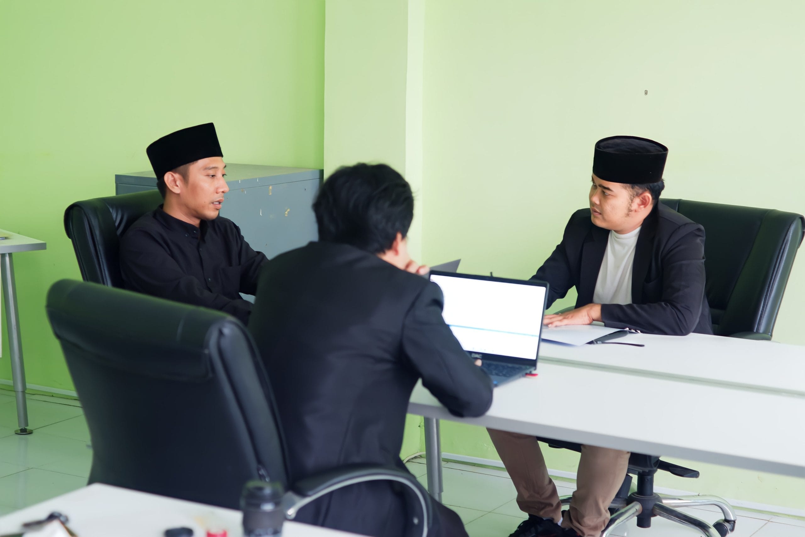 In-depth Analysis Mahasiswa Pascasarjana Institute Pesantren Babakan IPEBA Cirebon