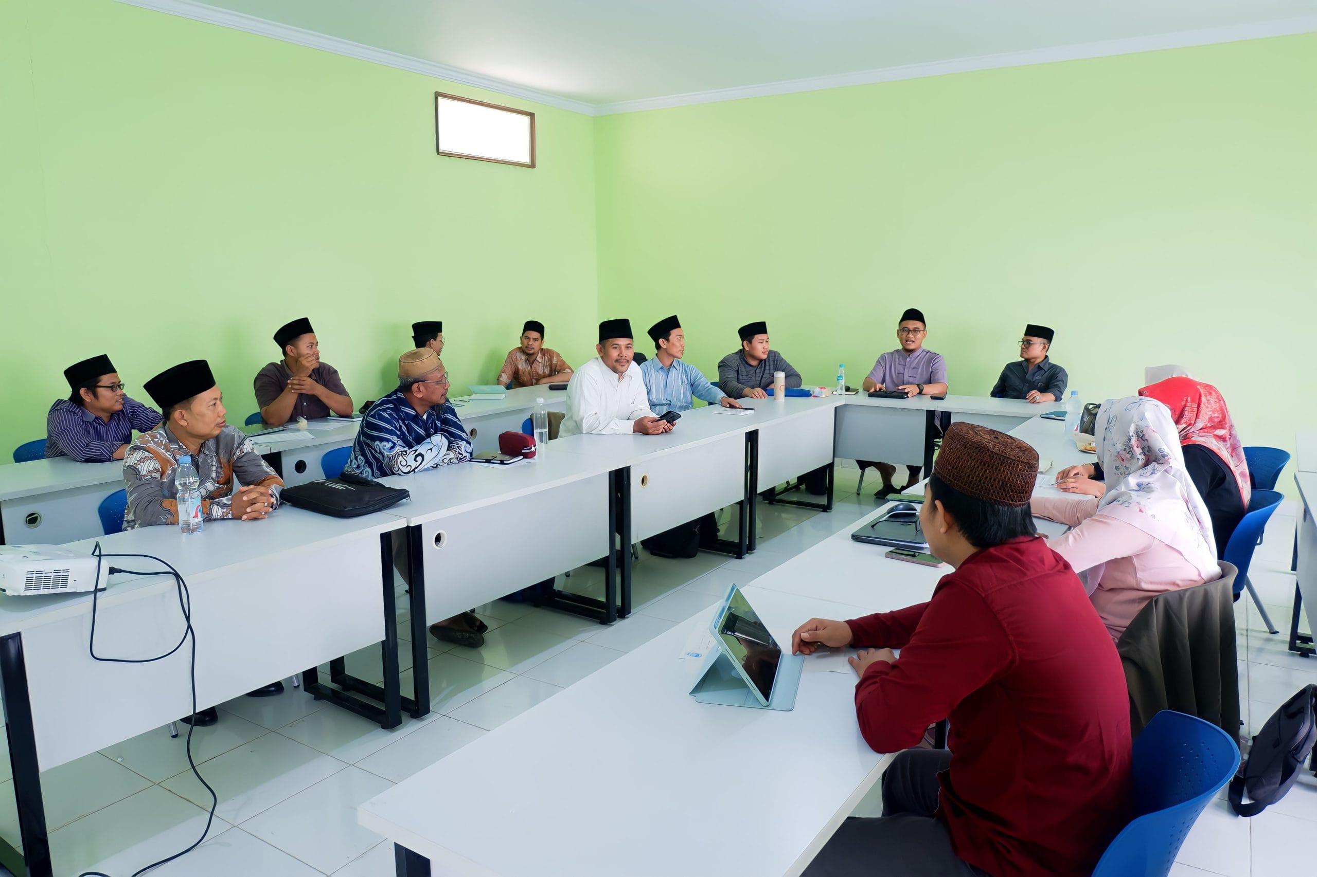 Kegiatan Diskusi Mandiri Mahasiswa Pascasarjana Institute Pesantren Babakan IPEBA Cirebon